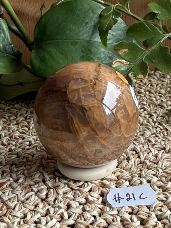 Fersken månesten kule, ca 5,5 cm (#21C) 